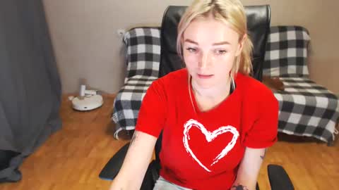 Snapshot of puma_ma chatting on 28, 12, 2024 Polly online show from 28, 12, 2024