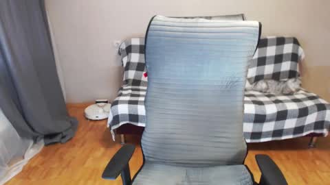 Snapshot of puma_ma chatting on 19, 9, 2025 Polly online show from 19, 9, 2025