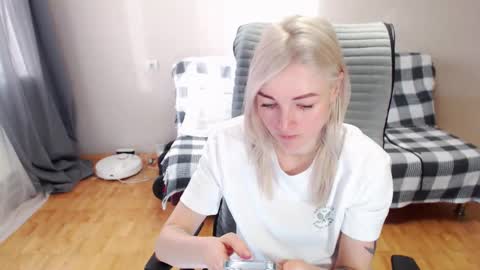 Polly online show from 15, 3, 2026