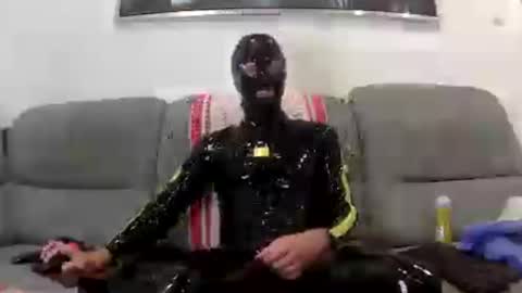 Snapshot of puppy_tomik chatting on 12, 6, 2026 puppy tomik online show from 12, 6, 2026