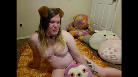 puppygirllovestobeg online show from 2, 5, 2026