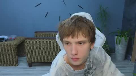 Snapshot of pupsenish chatting on 5, 4, 2026 Jesse online show from 5, 4, 2026