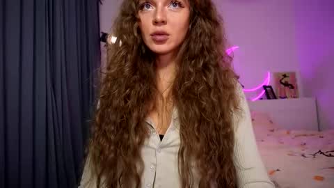 Snapshot of purple_baby chatting on 10, 10, 2025 Sasha  wait you here 6 of November. will celebrate my B- day online show from 10, 10, 2025