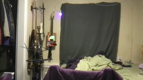 Purple online show from 19, 9, 2025