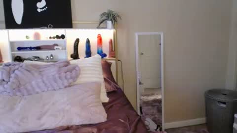 Snapshot of purple_sub chatting on 9, 10, 2025 Purple online show from 9, 10, 2025