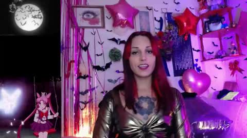 Snapshot of purplekattlyn chatting on 11, 10, 2025 purplekattlyn online show from 11, 10, 2025