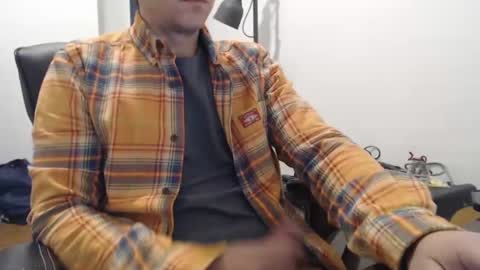 Snapshot of purplemountains chatting on 27, 12, 2024 Purple Mountains online show from 27, 12, 2024