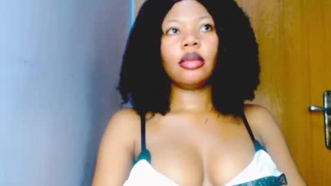Snapshot of pussy_x_cookie chatting on 26, 2, 2026 stella online show from 26, 2, 2026