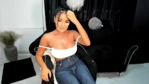Snapshot of pussydollxx chatting on 22, 7, 2026 Andreea online show from 22, 7, 2026