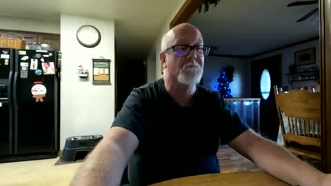 Snapshot of pussylover1365 chatting on 29, 1, 2025 pussylover1365 online show from 29, 1, 2025