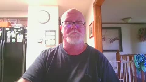 Snapshot of pussylover1365 chatting on 7, 10, 2025 pussylover1365 online show from 7, 10, 2025