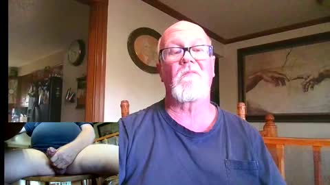 Snapshot of pussylover1365 chatting on 10, 10, 2025 pussylover1365 online show from 10, 10, 2025