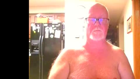 Snapshot of pussylover1365 chatting on 9, 11, 2025 pussylover1365 online show from 9, 11, 2025