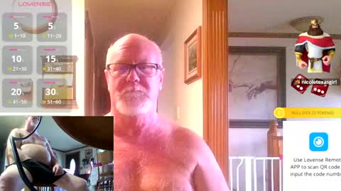 pussylover1365 online show from 15, 4, 2026