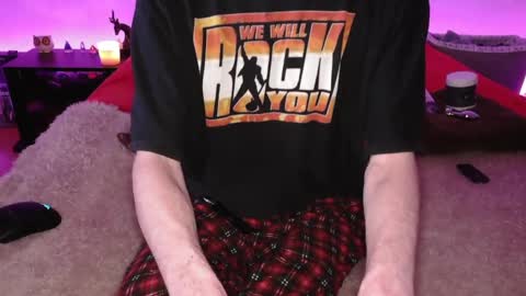 Snapshot of pussylover2182 chatting on 4, 2, 2025 pussylover2182 online show from 4, 2, 2025