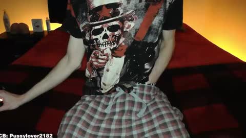 pussylover2182 online show from 16, 12, 2025