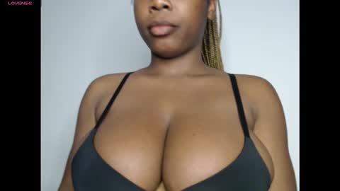 Snapshot of pussyxcockx chatting on 21, 12, 2025 pussyxcockx online show from 21, 12, 2025