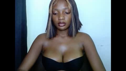 pussyxwetx online show from 23, 11, 2025