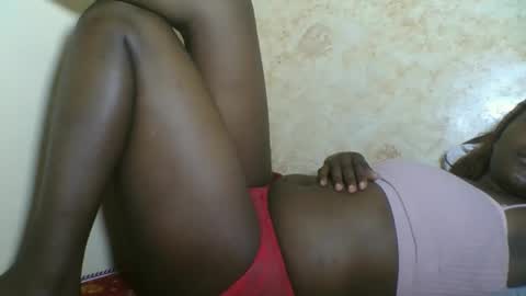 queen315810 online show from 28, 2, 2026