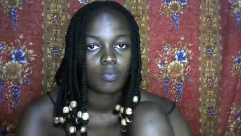 Snapshot of queen_banice chatting on 20, 10, 2025 queen_banice online show from 20, 10, 2025