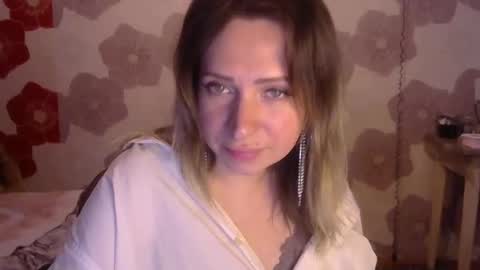 Queen Daenerys online show from 27, 9, 2025