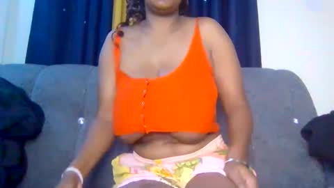 queen_doli online show from 4, 6, 2026