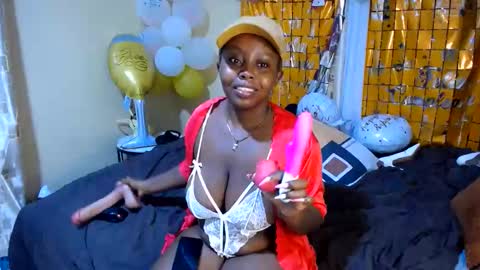 Snapshot of queen_doly chatting on 21, 5, 2026 QUEEN DOLY online show from 21, 5, 2026