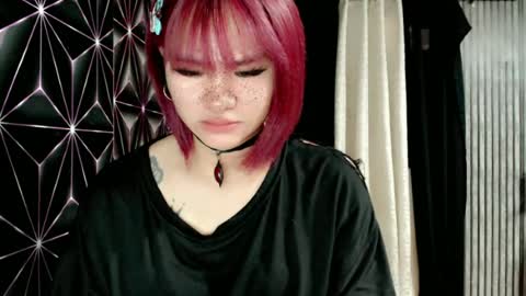 Snapshot of queen_elicktra chatting on 5, 7, 2026 JOY online show from 5, 7, 2026