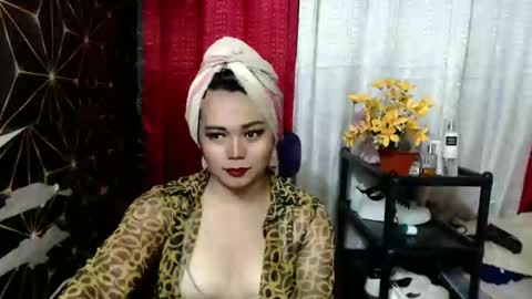 queen_ennah online show from 21, 1, 2025