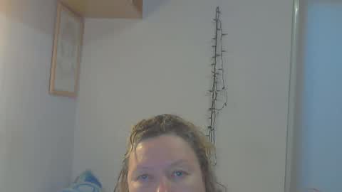 queen_jane8 online show from 5, 12, 2024