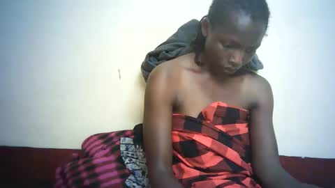 Snapshot of queen_joan chatting on 3, 2, 2025 queen_joan online show from 3, 2, 2025