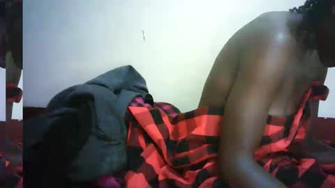 Snapshot of queen_joan chatting on 3, 2, 2025 queen_joan online show from 3, 2, 2025