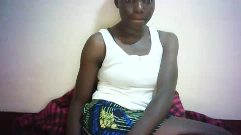 Snapshot of queen_joan chatting on 6, 2, 2025 queen_joan online show from 6, 2, 2025