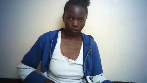 Snapshot of queen_joan chatting on 6, 2, 2025 queen_joan online show from 6, 2, 2025