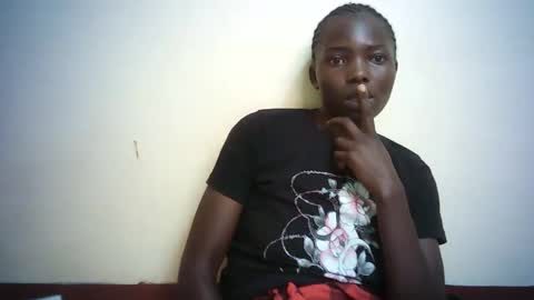 Snapshot of queen_joan chatting on 11, 2, 2025 queen_joan online show from 11, 2, 2025