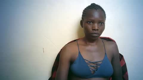 Snapshot of queen_joan chatting on 13, 2, 2025 queen_joan online show from 13, 2, 2025