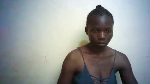 Snapshot of queen_joan chatting on 13, 2, 2025 queen_joan online show from 13, 2, 2025