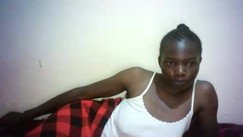 Snapshot of queen_joan chatting on 16, 2, 2025 queen_joan online show from 16, 2, 2025