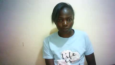 Snapshot of queen_joan chatting on 24, 2, 2025 queen_joan online show from 24, 2, 2025