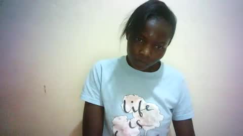 Snapshot of queen_joan chatting on 24, 2, 2025 queen_joan online show from 24, 2, 2025