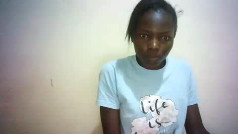 Snapshot of queen_joan chatting on 25, 2, 2025 queen_joan online show from 25, 2, 2025