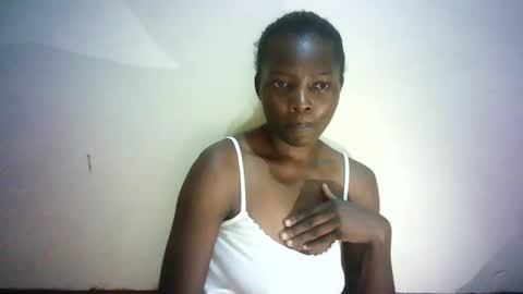 Snapshot of queen_joan chatting on 27, 2, 2025 queen_joan online show from 27, 2, 2025