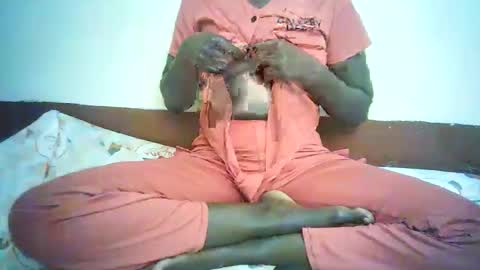 Snapshot of queen_joan chatting on 2, 3, 2025 queen_joan online show from 2, 3, 2025