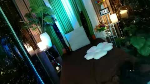 Snapshot of queen_kendalx19 chatting on 19, 10, 2025 Kendal online here from 6am-3pm philippine time online show from 19, 10, 2025