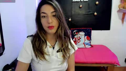 Snapshot of queen_natttyy chatting on 3, 12, 2024 queen_natttyy online show from 3, 12, 2024