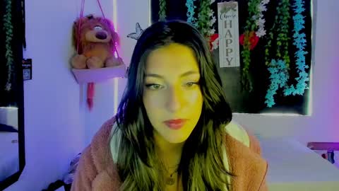 Snapshot of queen_natttyy chatting on 6, 4, 2026 queen_natttyy online show from 6, 4, 2026