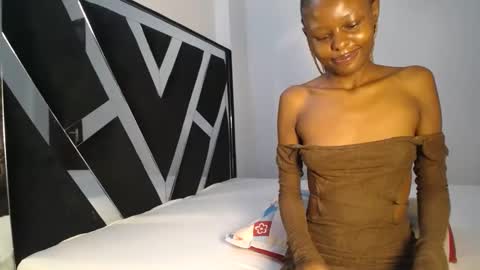 Snapshot of queen_sashavixen chatting on 16, 5, 2026 queen_sashavixen online show from 16, 5, 2026