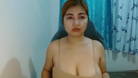 queen online show from 8, 4, 2026