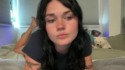 Snapshot of queencassidyy chatting on 21, 4, 2026 Cassidy online show from 21, 4, 2026
