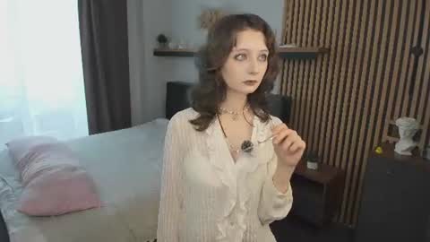 Snapshot of queenerler chatting on 18, 7, 2026 Vivi here 3 online show from 18, 7, 2026